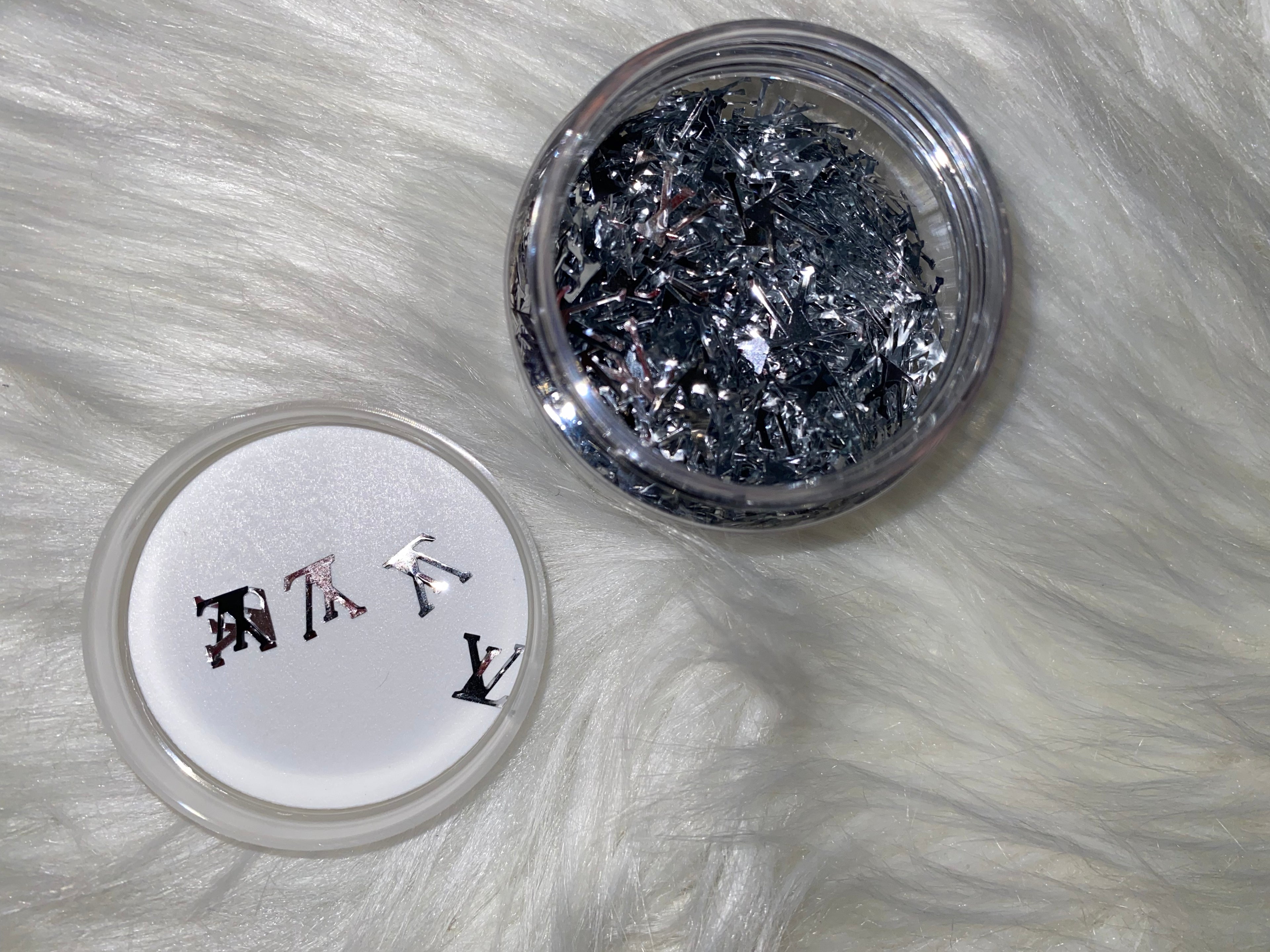 Sliver xl- shaped glitter